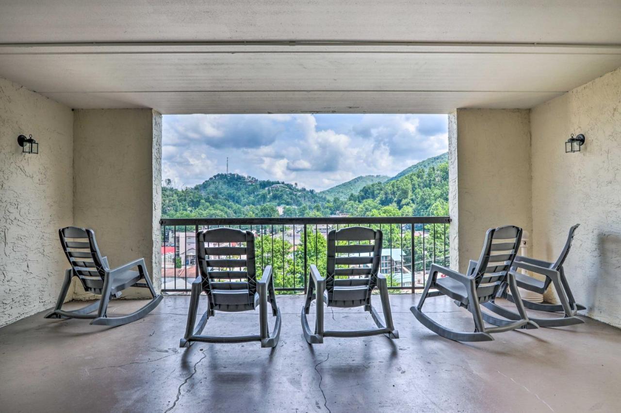 Stylish Gatlinburg Condo With Pool Walk Downtown! Экстерьер фото